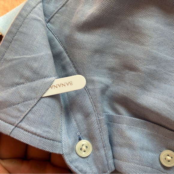 Banana Republic Men's Light Blue Cotton-Cashmere Dress Shirt - M - Picture 3 of 6
